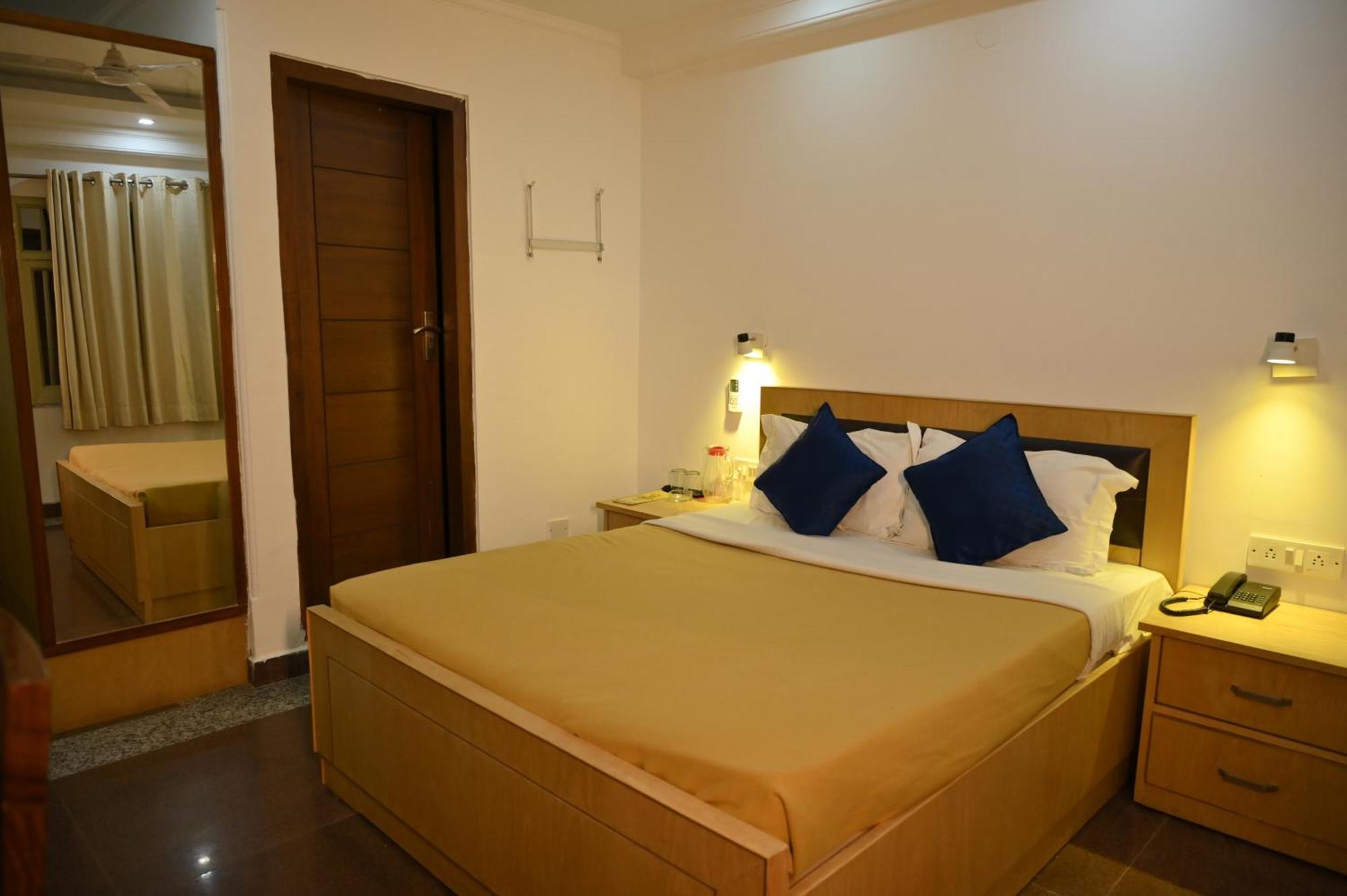 Hotel Dh ดารัมซาลา ภายนอก รูปภาพ
