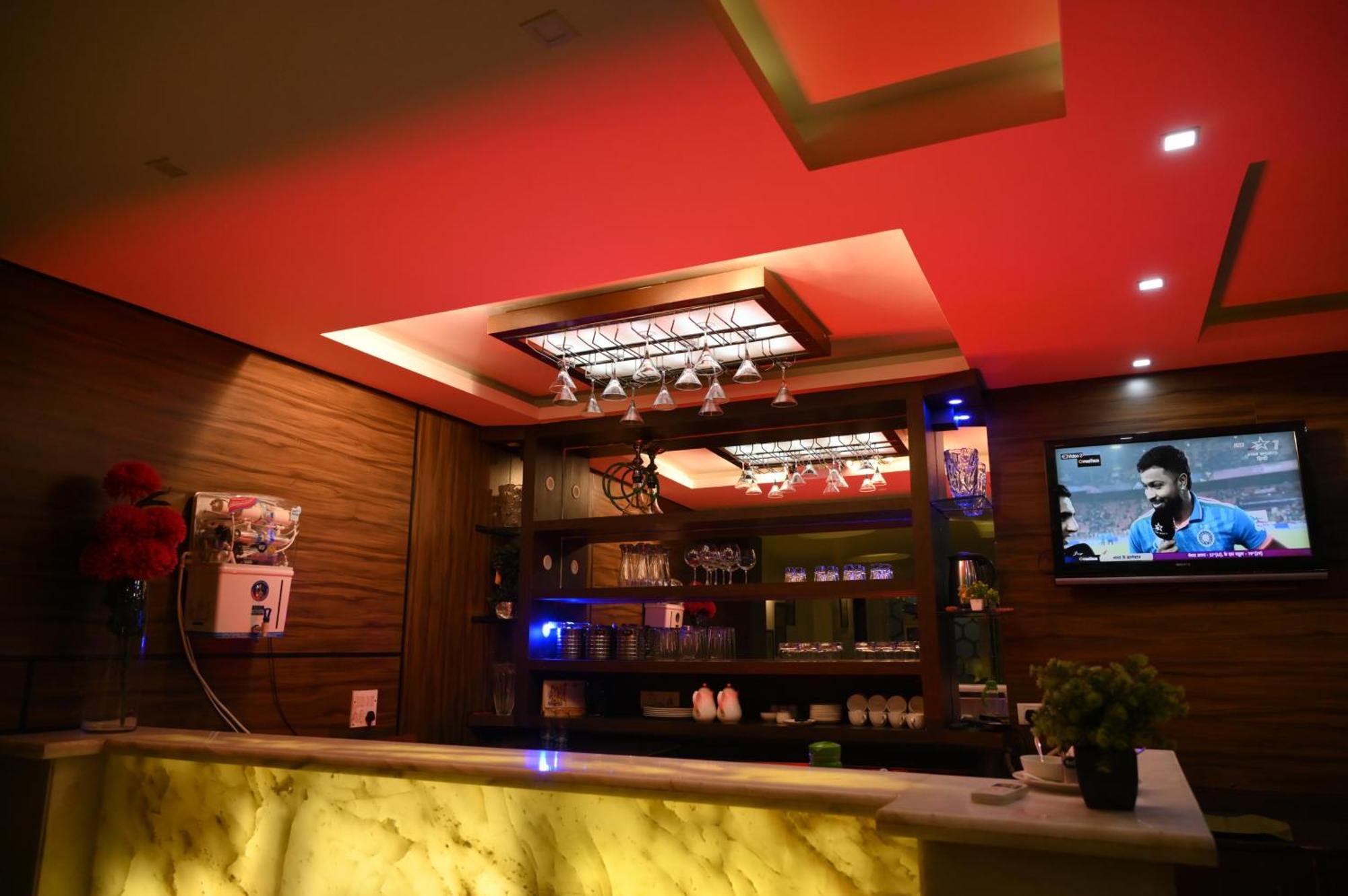 Hotel Dh ดารัมซาลา ภายนอก รูปภาพ